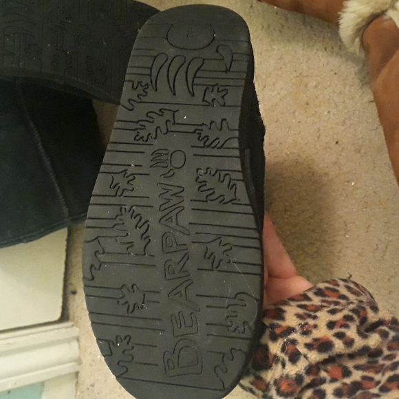 BearPaw winter boots, 8, black - Picture 3 of 6